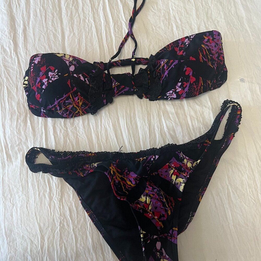 SEVENTH WONDERLAND BIKINI SIZE 8 BLACK/PURPLE NWT